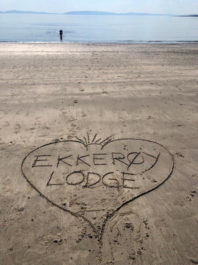 Ekkeroy Lodge - Arctic Living Vadso Luaran gambar