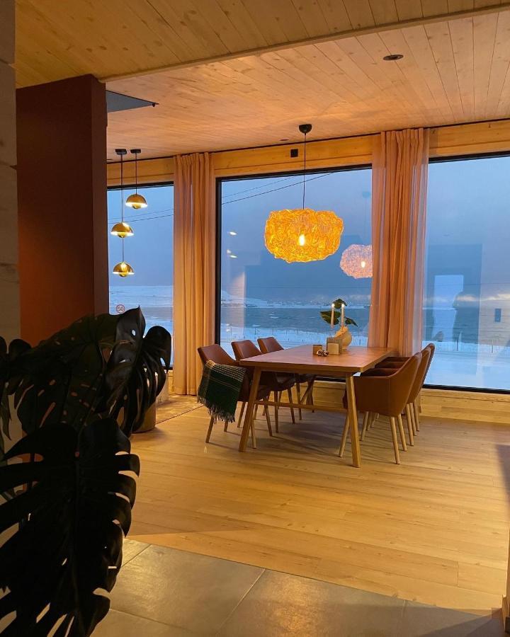 Ekkeroy Lodge - Arctic Living Vadso Luaran gambar