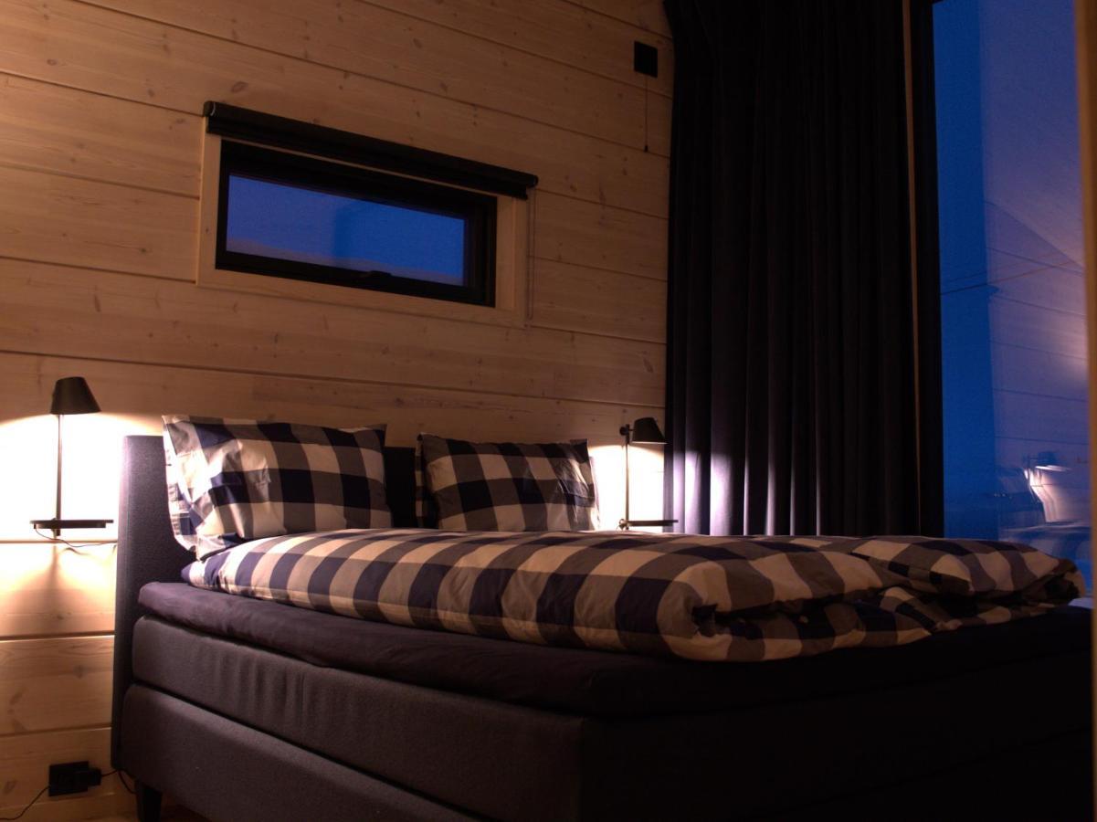Ekkeroy Lodge - Arctic Living Vadso Luaran gambar