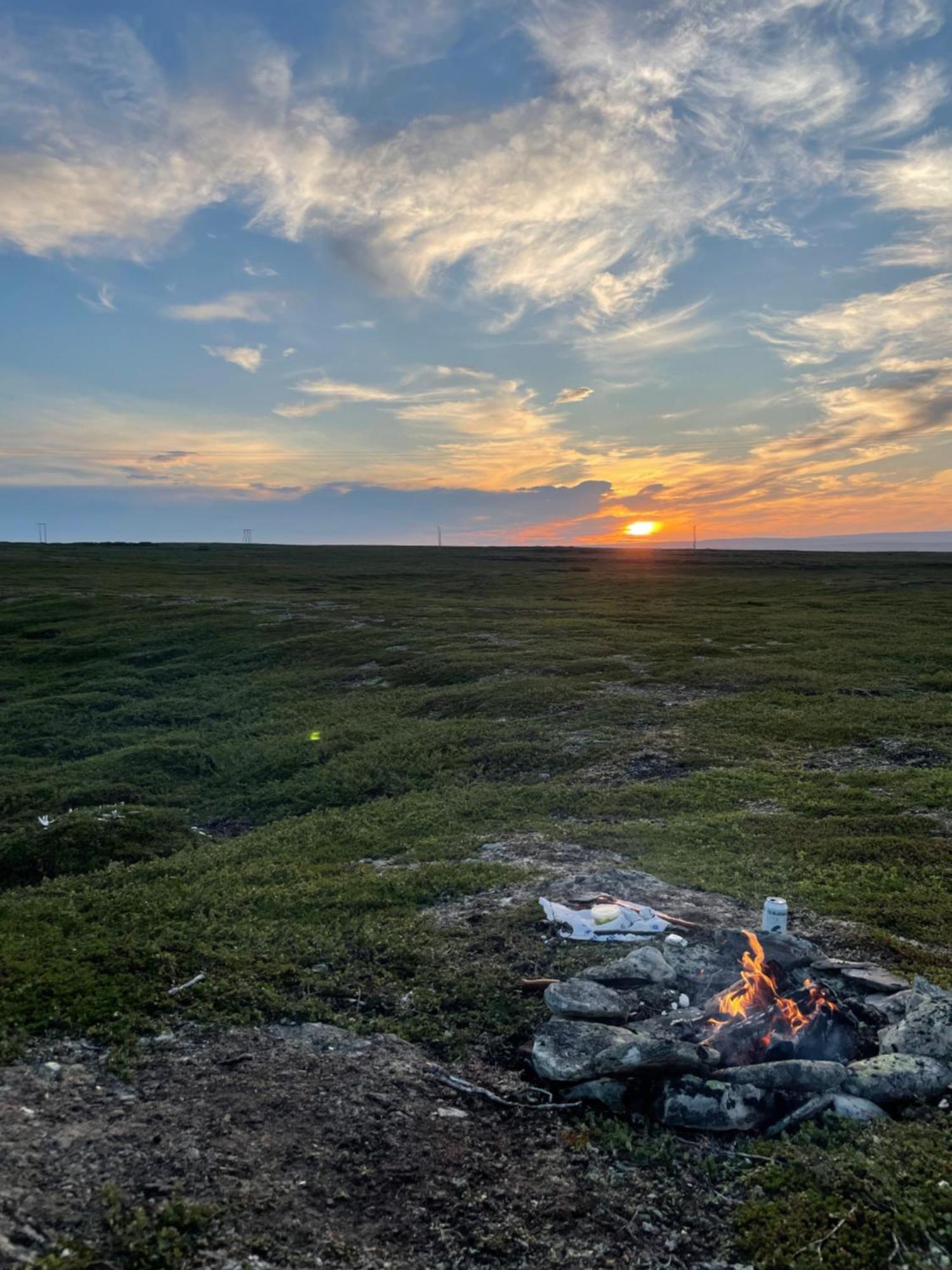 Ekkeroy Lodge - Arctic Living Vadso Luaran gambar